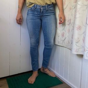 Levi's Bold Curve - Light Wash - Skinny Jean - Size 27